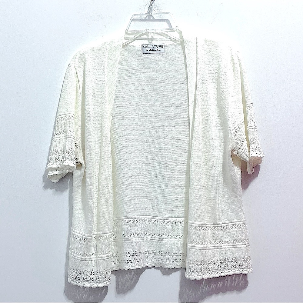 Signature by Robbie Bee Women’s White Knit Crochet Shrug
